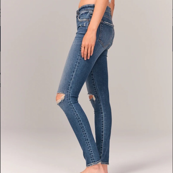Abercrombie & Fitch Denim - Abercrombie & Fitch Harper Low Rise Ripped Jeans